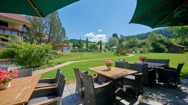 Spacious garden Dein Engel Oberstaufen