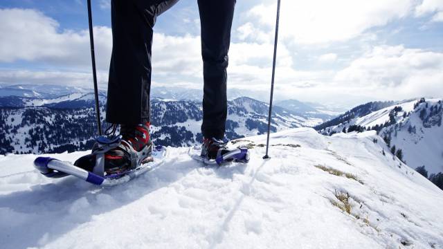 Nahaufnahme Schneeschuhwanderung