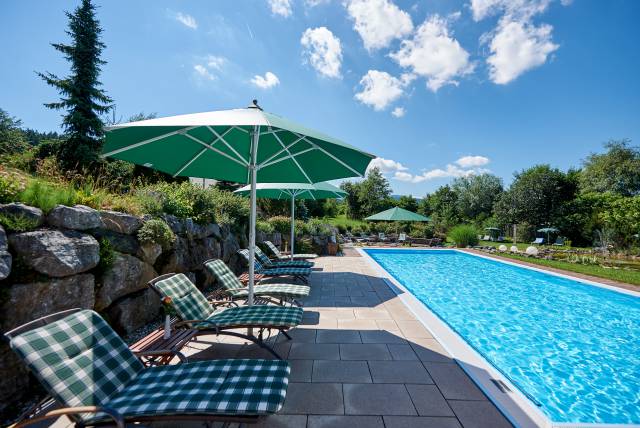 Heated outdoor pool, whirlpool and indoor pool - Hotel Dein Engel Oberstaufen