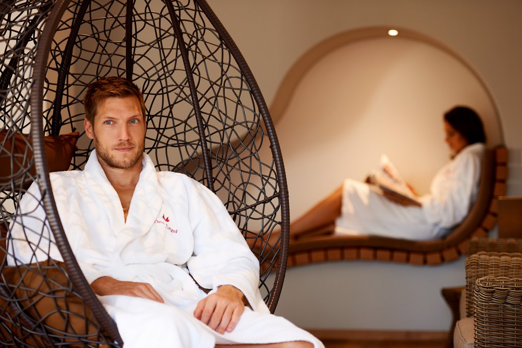 Ruhe & Entspannung im Engel-Spa | Ruheräume - Hotel Dein Engel Oberstaufen
