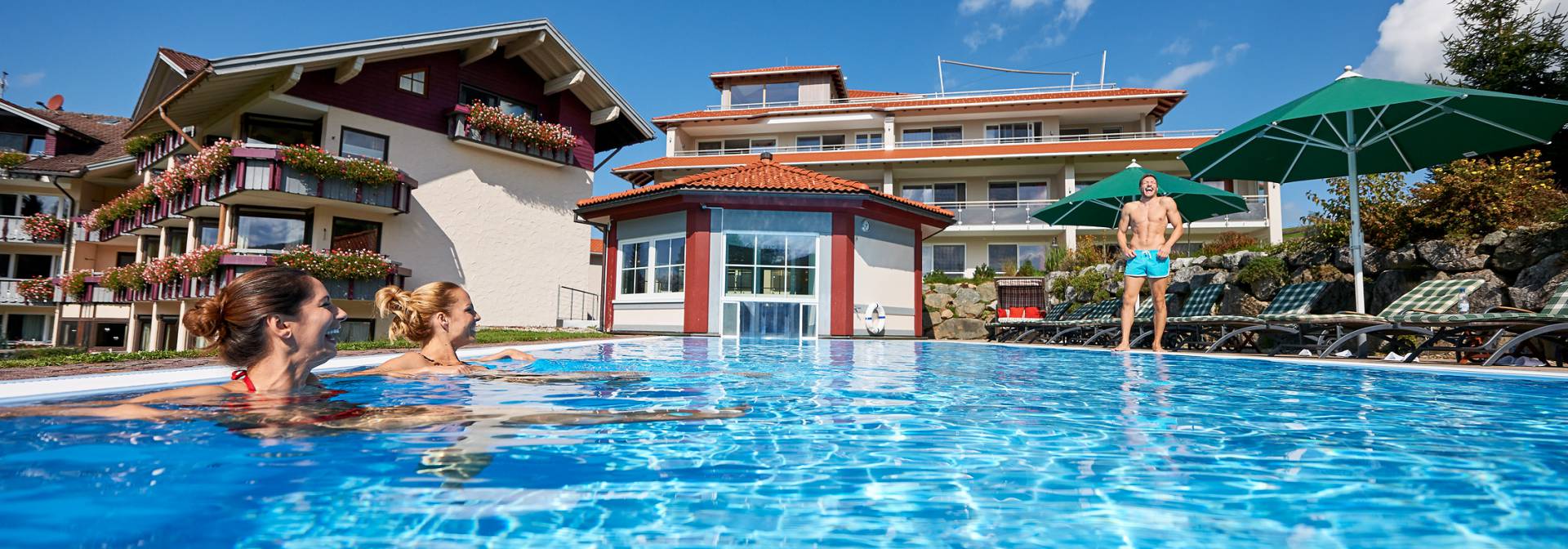 Außenpool Entspannung 4* S Hotel Engel