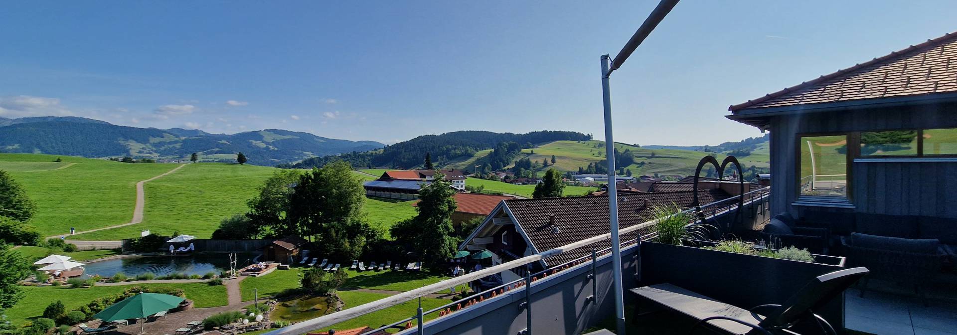 Aussicht von Liegebereich auf Dachterrasse