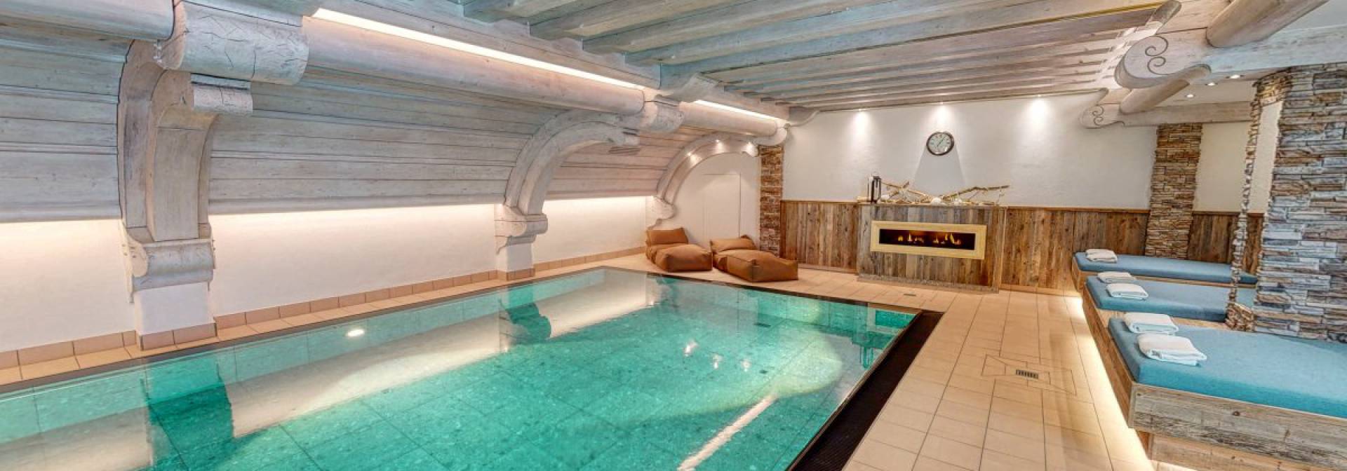 Indoor swimming pool